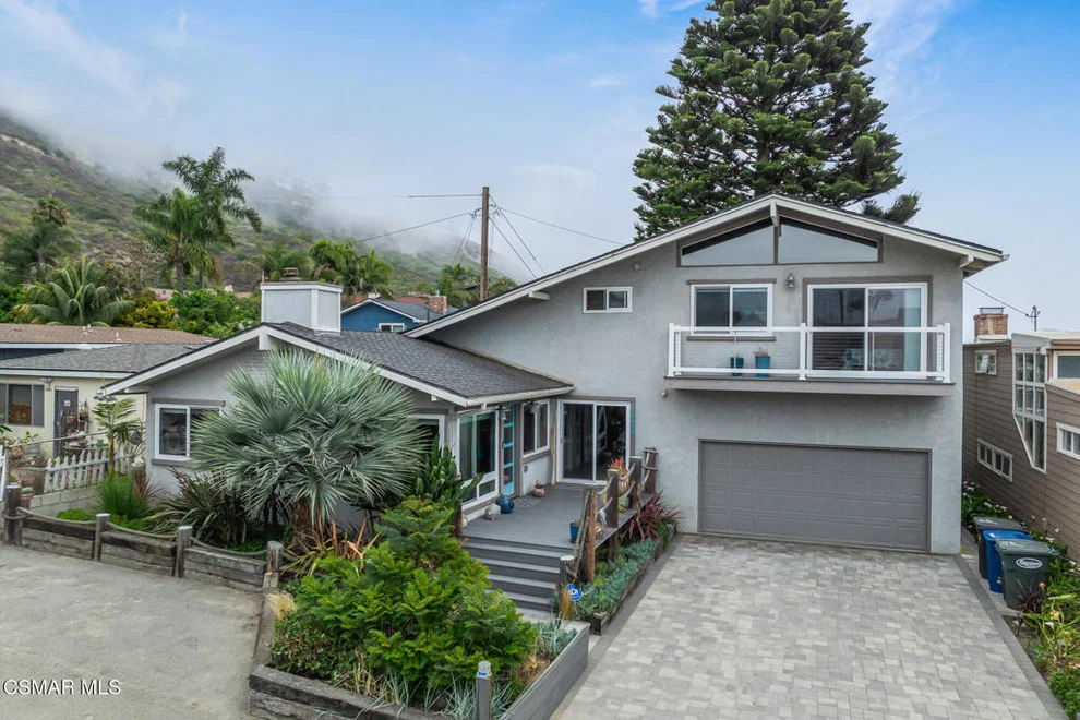 Unit for sale at 6928 Fillmore Avenue, Ventura, CA 93001