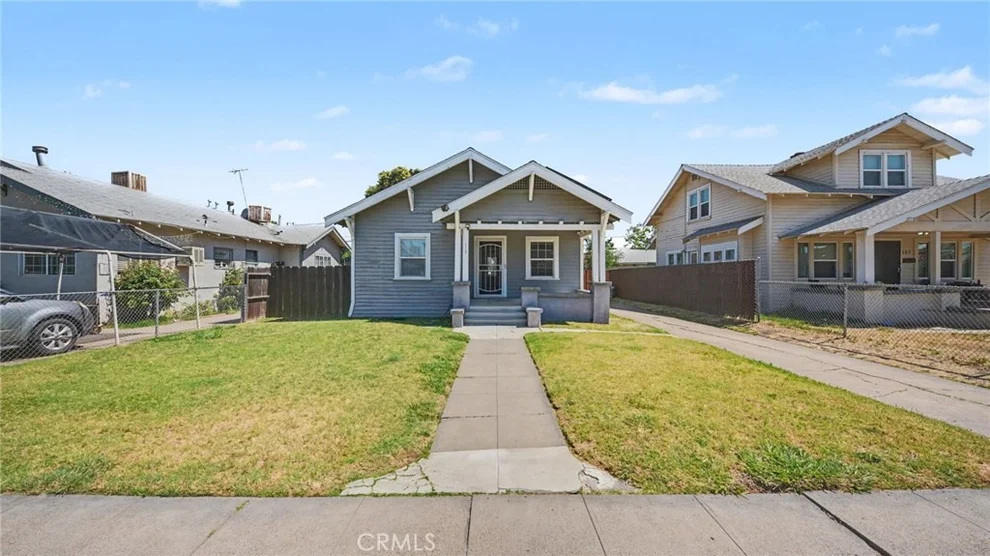 Unit for sale at 115 W 19th, Merced, CA 95340