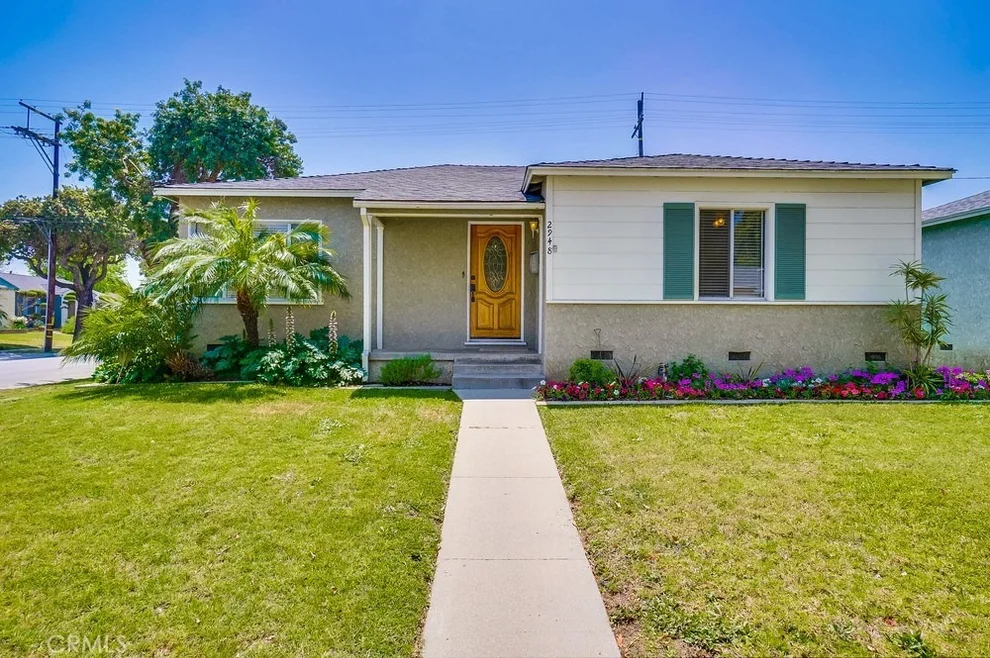 Unit for sale at 2948 Denmead Street, Lakewood, CA 90712