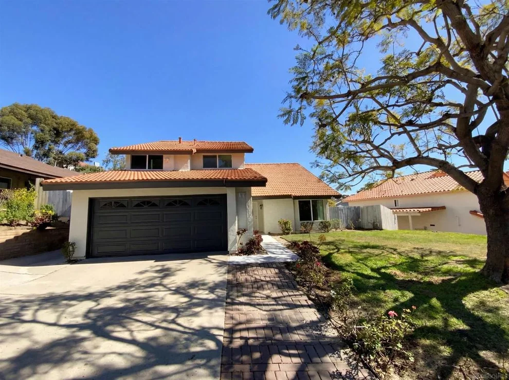 Unit for sale at 991 Calma, Chula Vista, CA 91910