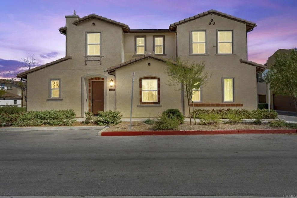Unit for sale at 45218 Via Vela, Temecula, CA 92592