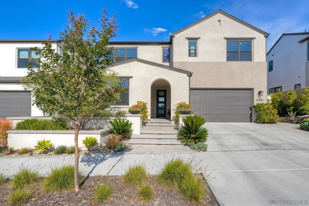 Unit for sale at 6469 Fischer Way, San Diego, CA 92130