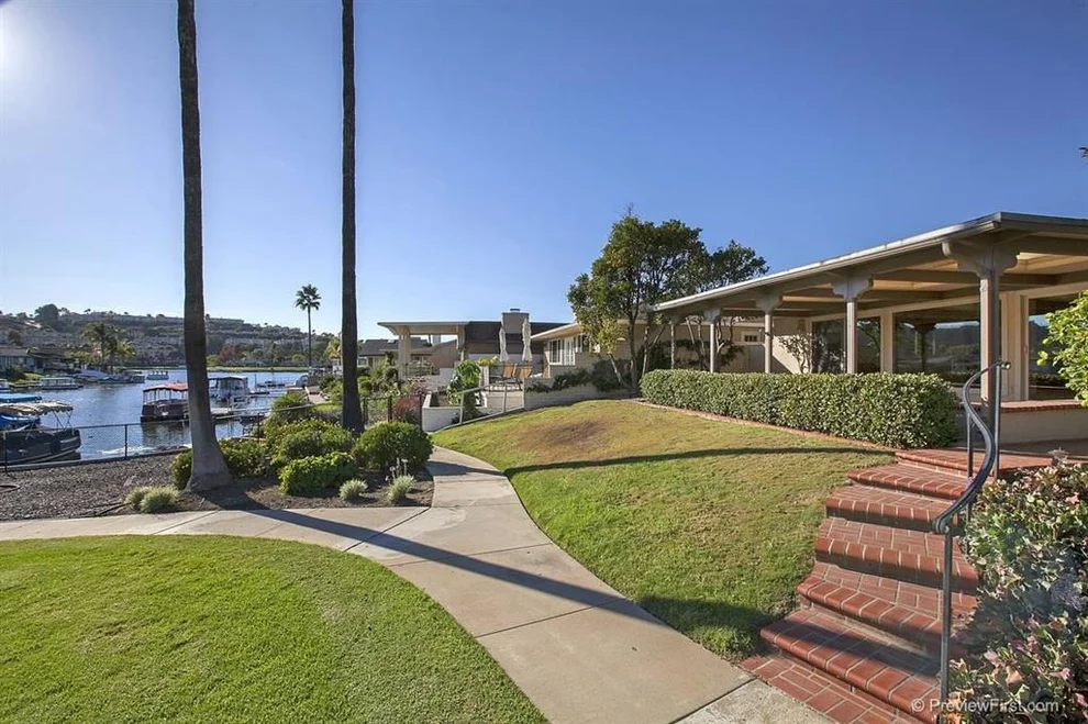 Unit for sale at 1463 La Linda Drive, San Marcos, CA 92078
