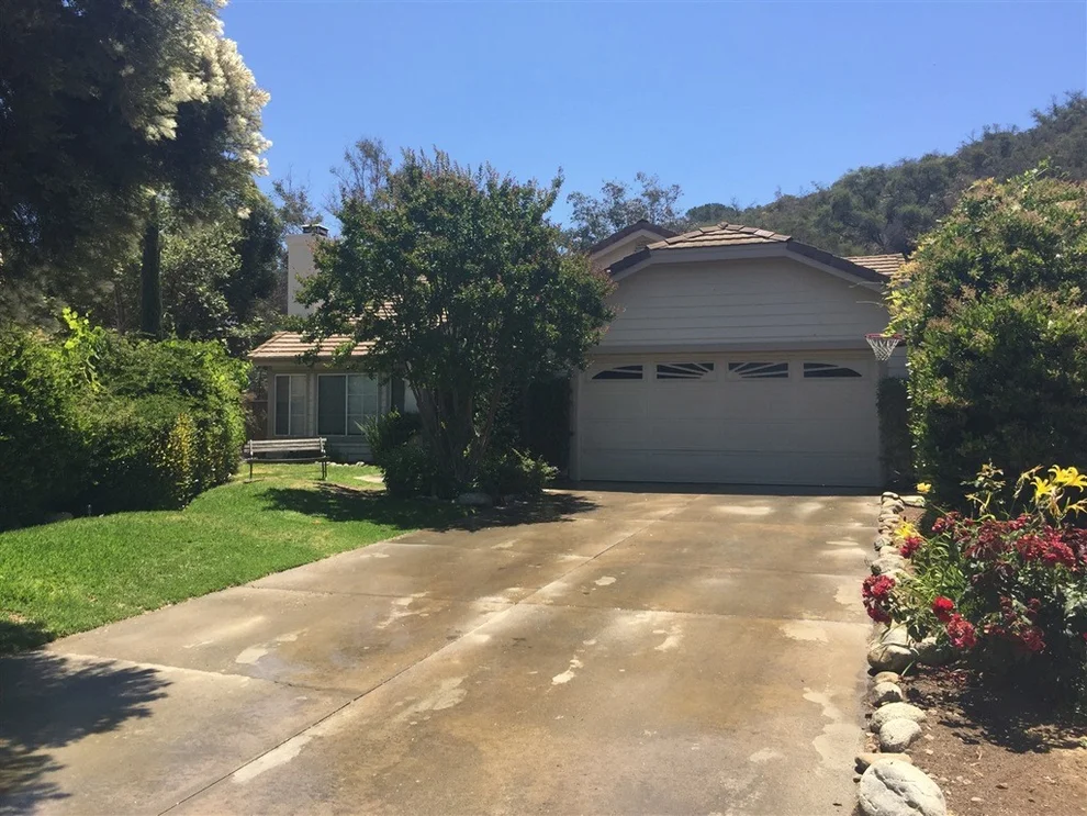 Unit for sale at 2252 Creek Hollow Pl, Escondido, CA 92026