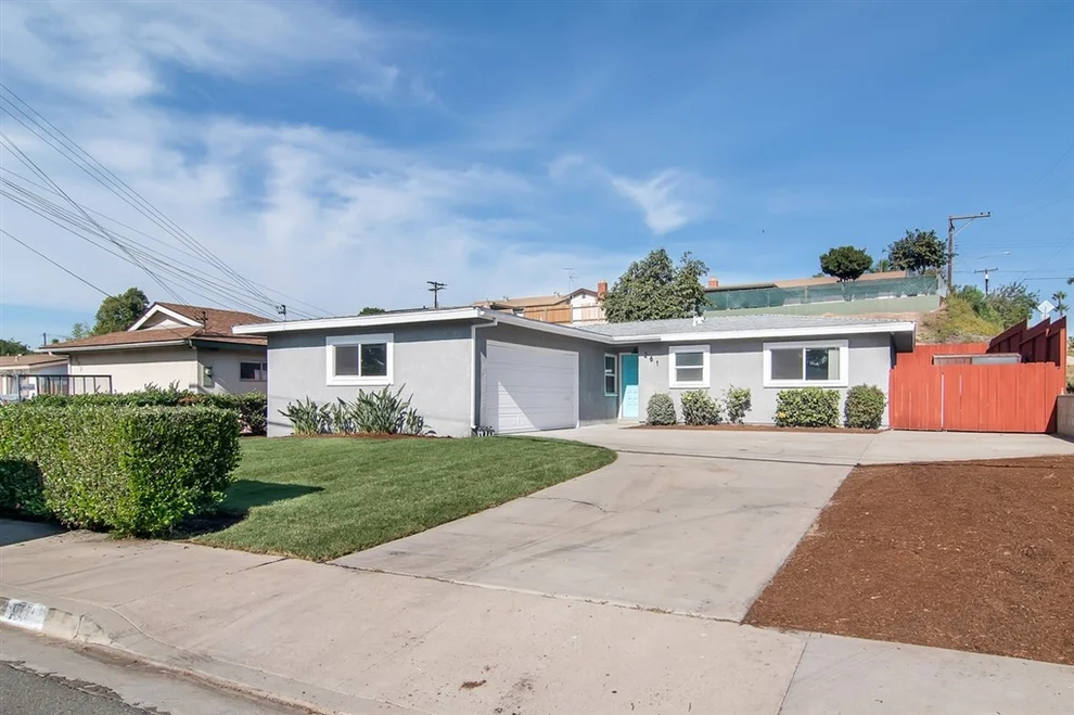 Unit for sale at 261 Inkopah, Chula Vista, CA 91911