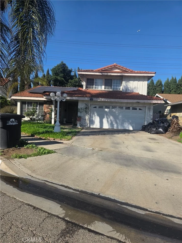 Unit for sale at 9301 Karmont Avenue, South Gate, CA 90280
