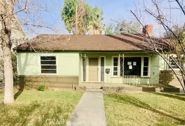 Unit for sale at 311 E Fern Avenue, Redlands, CA 92373