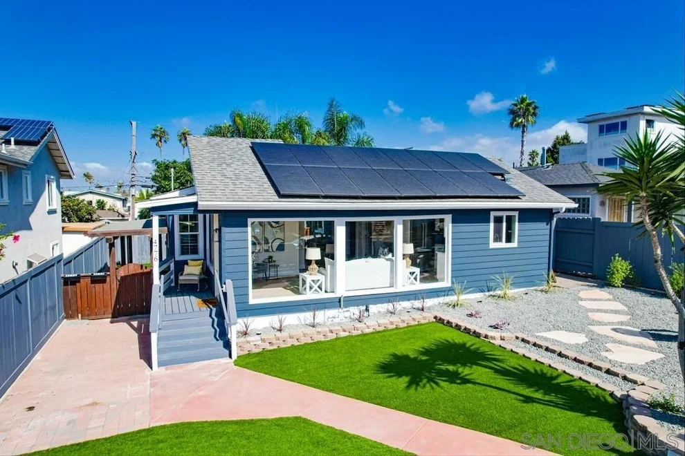 Unit for sale at 4776 78 Del Monte Ave, San Diego, CA 92107