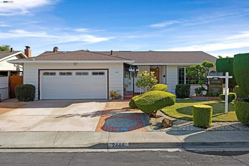 Unit for sale at 2444 Douglas St, Union City, CA 94587