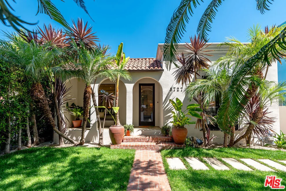 Unit for sale at 8727 Bonner Drive, Los Angeles, CA 90048
