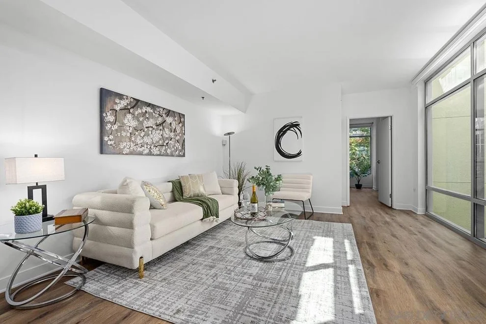 Unit for sale at 425 W Beech Street, San Diego, CA 92101