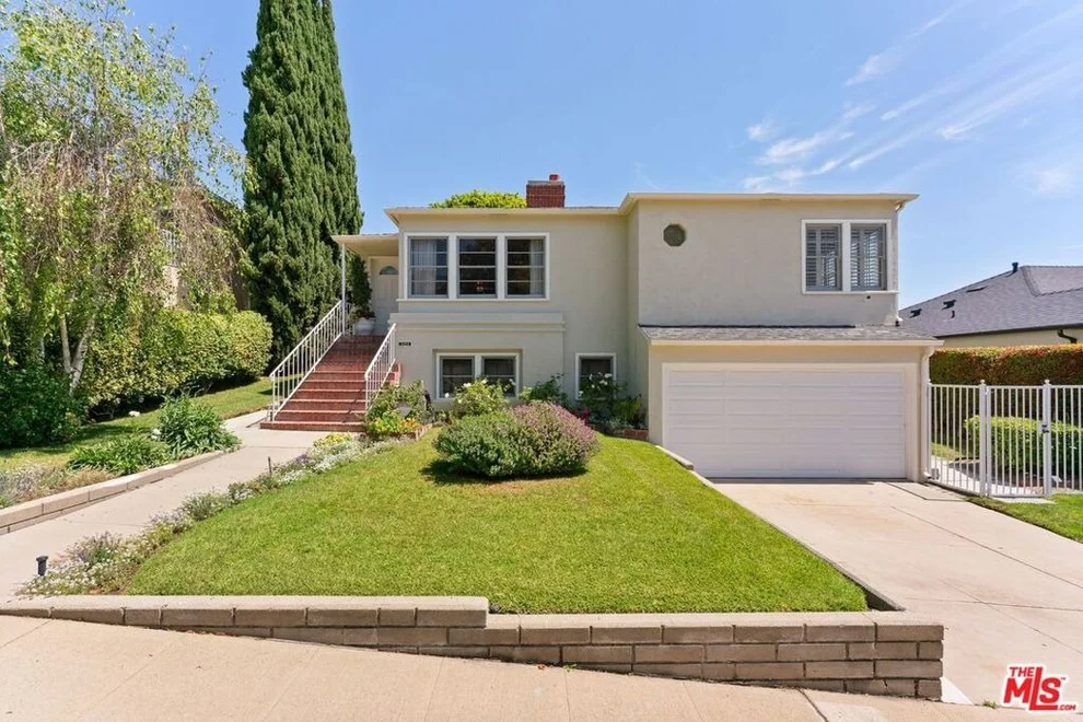 Unit for sale at 5506 Summerhill Drive, Los Angeles, CA 90043