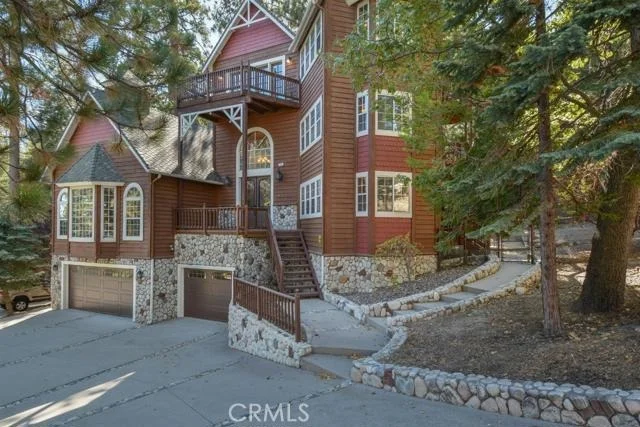 Unit for sale at 284 N Fairway Drive, Lake Arrowhead, CA 92352