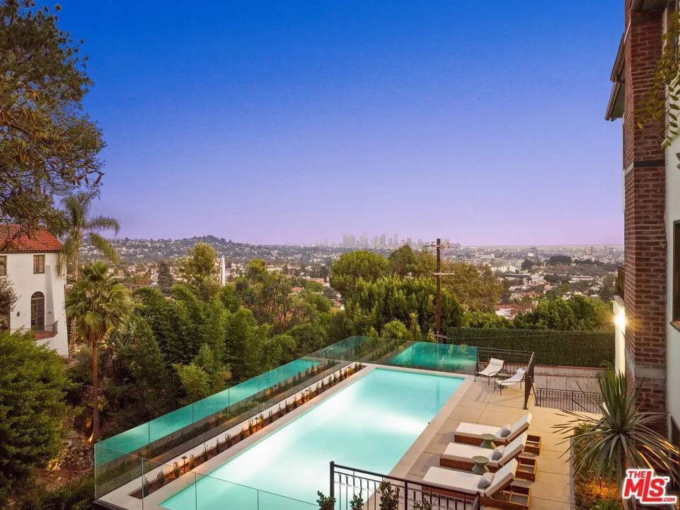 Unit for sale at 4818 Bonvue Avenue, Los Angeles, CA 90027