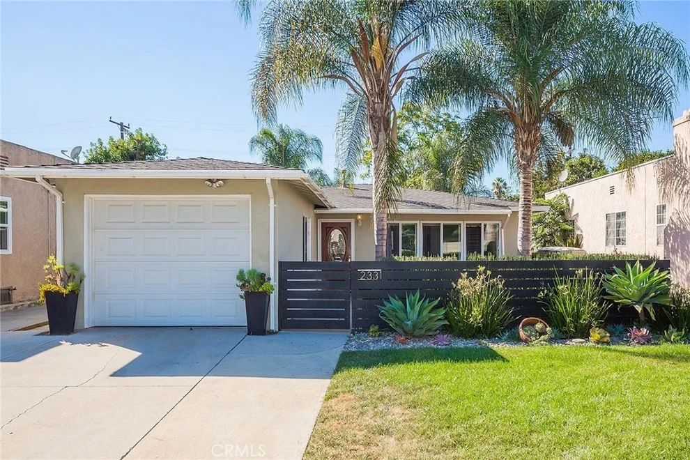 Unit for sale at 2331 Easy Avenue, Long Beach, CA 90810