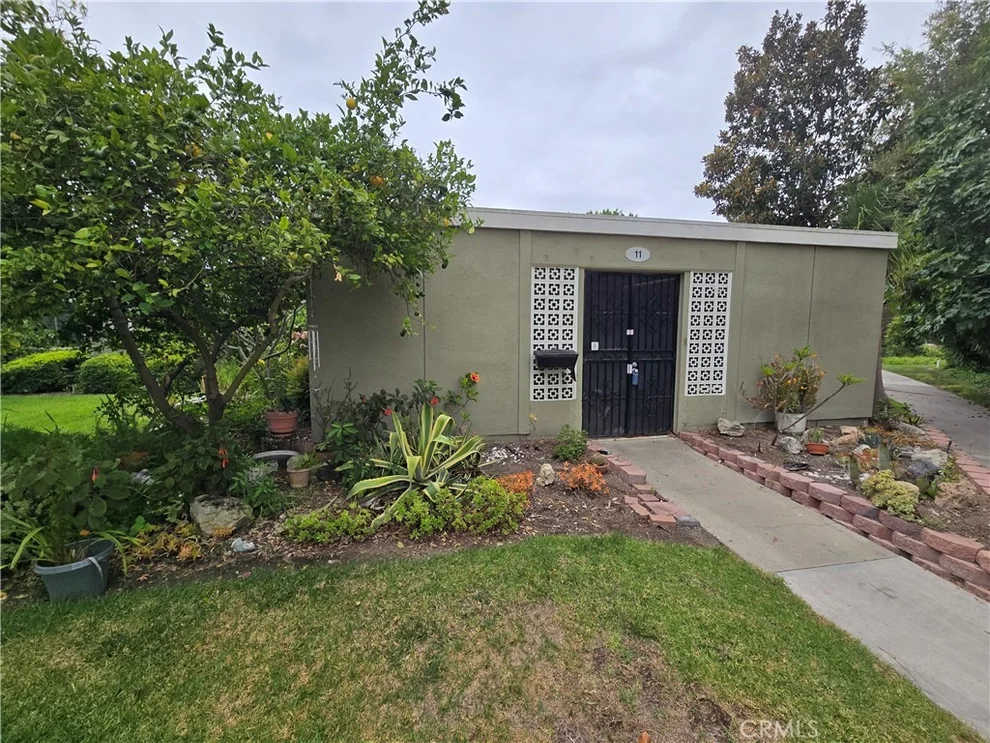 Unit for sale at 11 Via Castilla, Laguna Woods, CA 92637
