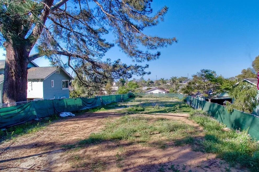 Unit for sale at 2605 Drive, Carlsbad, CA 92008