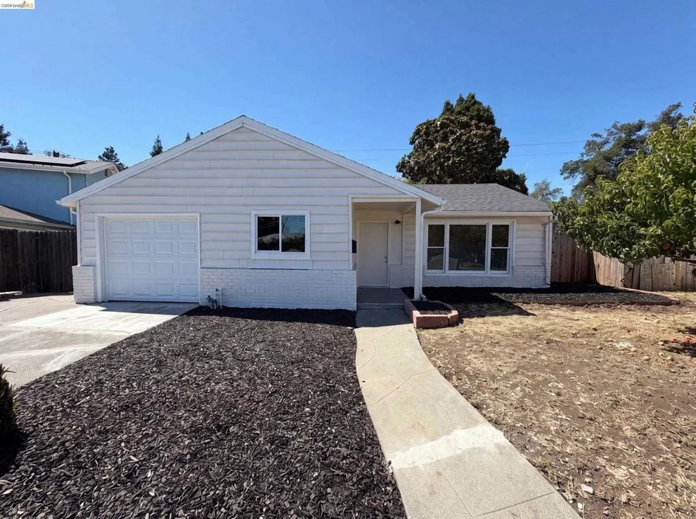 Unit for sale at 1854 Utah St, Fairfield, CA 94533