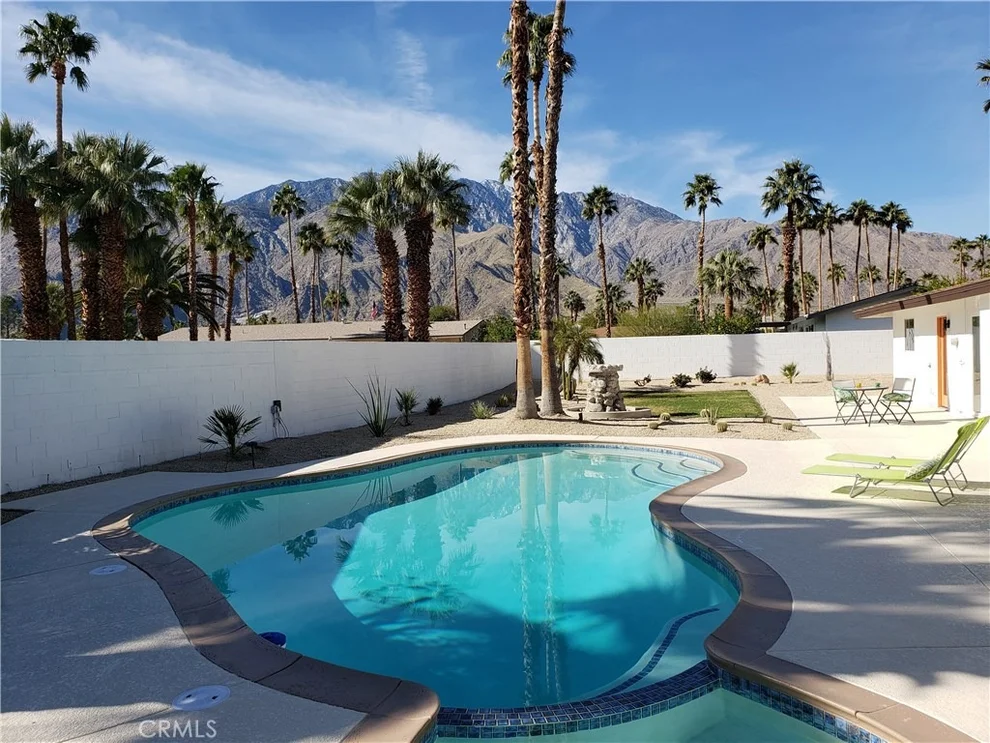 Unit for sale at 1333 E Delgado Road E, Palm Springs, CA 92262