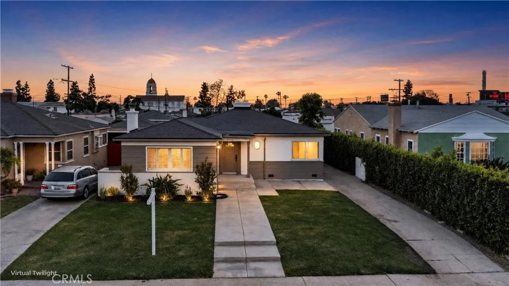 Unit for sale at 8713 S 7th Avenue, Inglewood, CA 90305