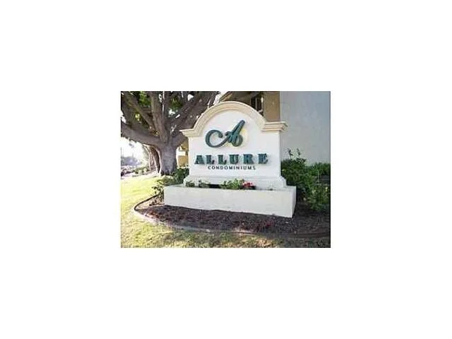 Unit for sale at 3454 Castle Glen Drive, San Diego, CA 92123