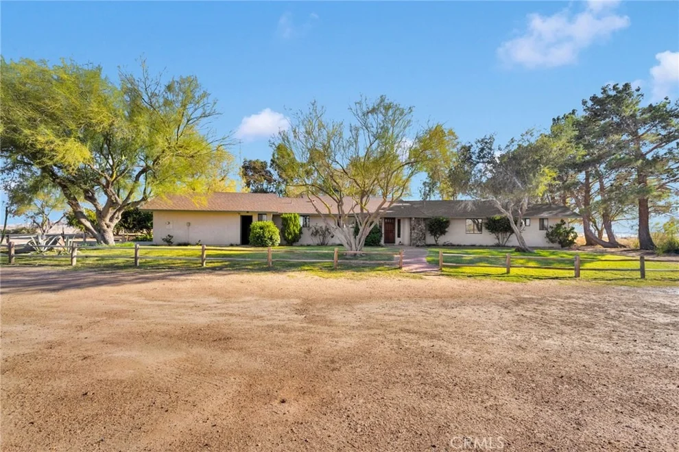 Unit for sale at 37404 Harvard Road, Newberry Springs, CA 92365
