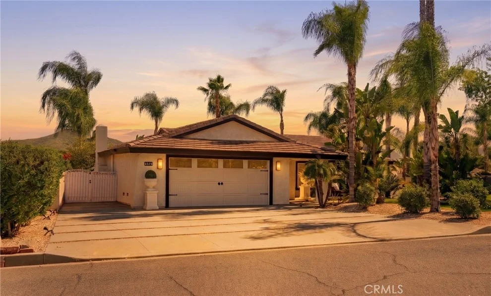 Unit for sale at 23509 Cutter Drive, Canyon Lake, CA 92587
