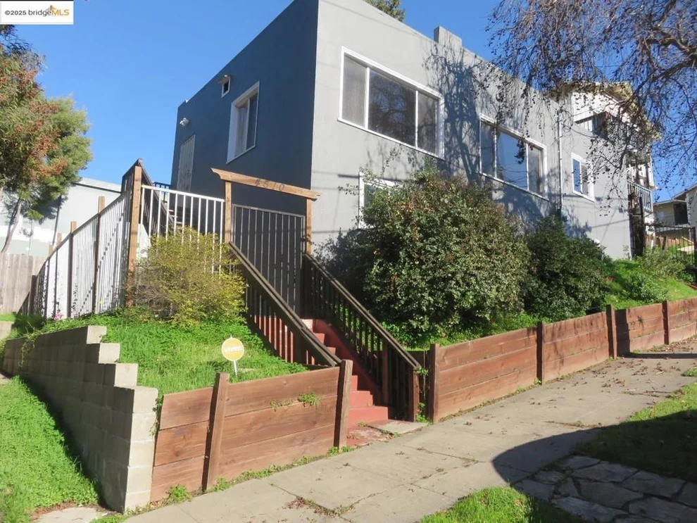 Unit for sale at 4510 San Carlos Ave, Oakland, CA 94601