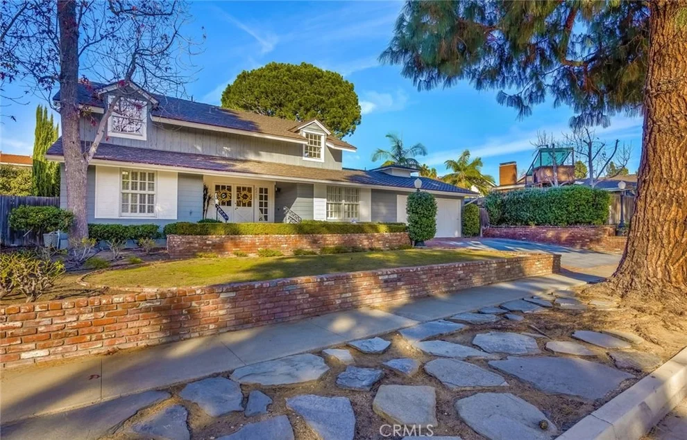 Unit for sale at 2217 Loma Alta Drive, Fullerton, CA 92833