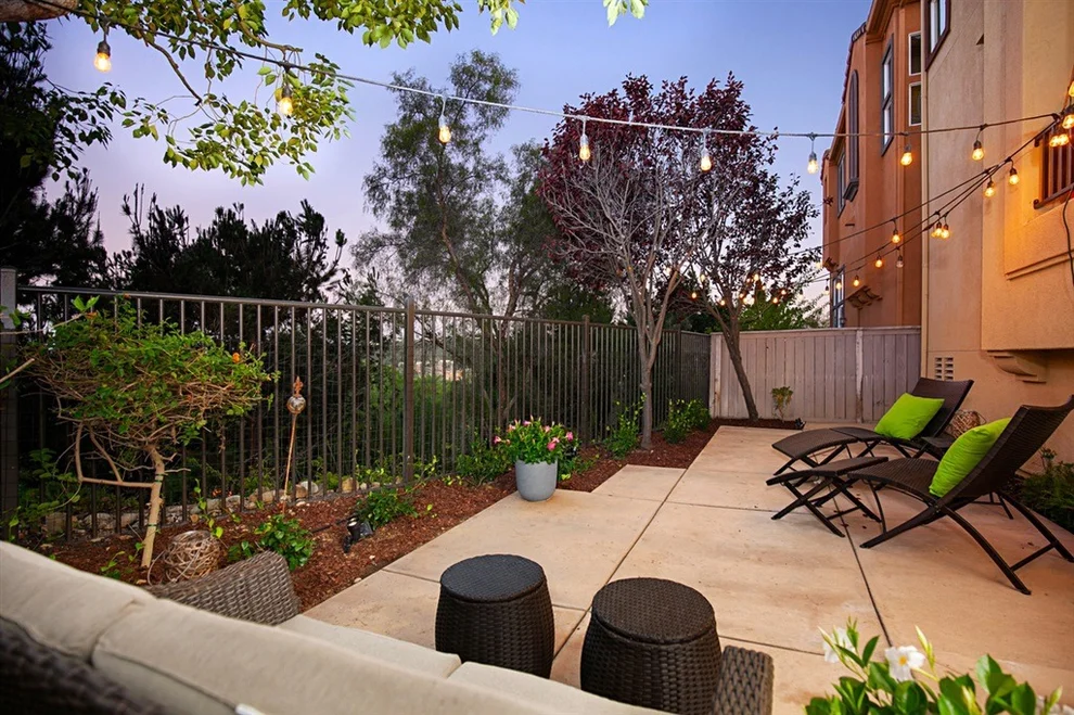Unit for sale at 2637 Villas Way, San Diego, CA 92108
