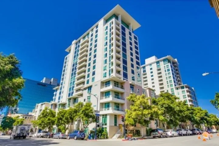 Unit for sale at 425 W Beech, San Diego, CA 92101