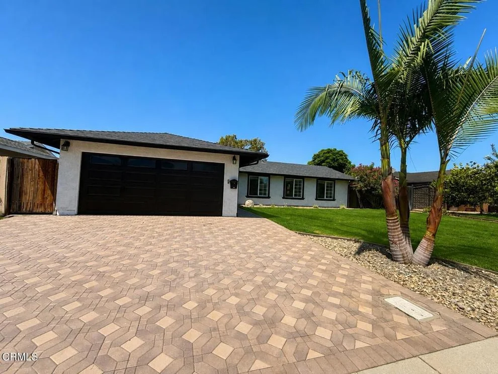 Unit for sale at 861 Calle Camelia, Camarillo, CA 93010