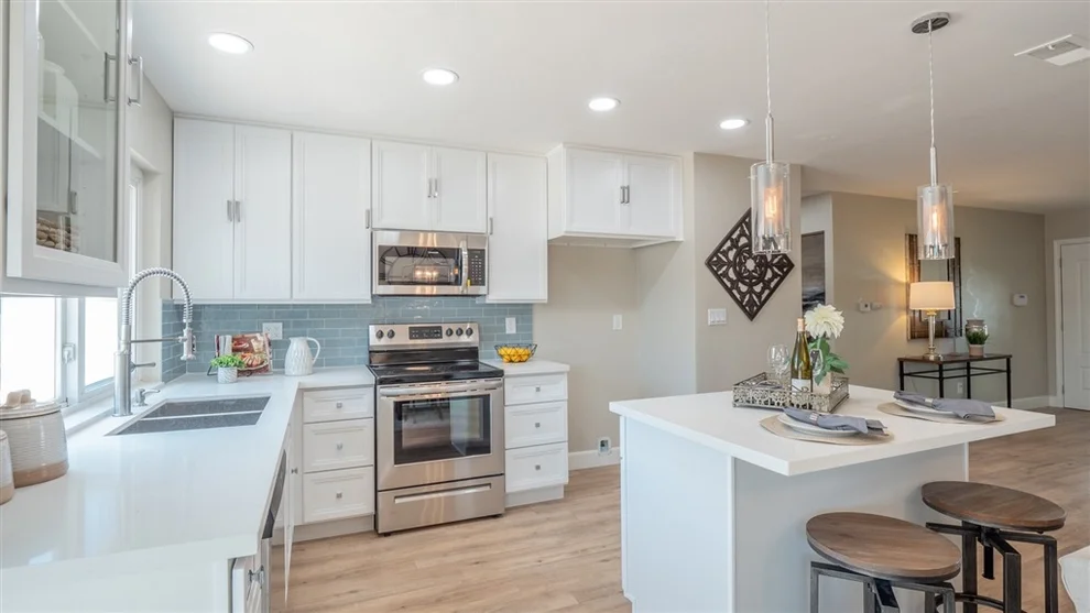 Unit for sale at 4541 Cather Ave, San Diego, CA 92122