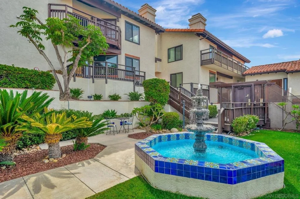 Unit for sale at 4016 Ampudia, San Diego, CA 92110