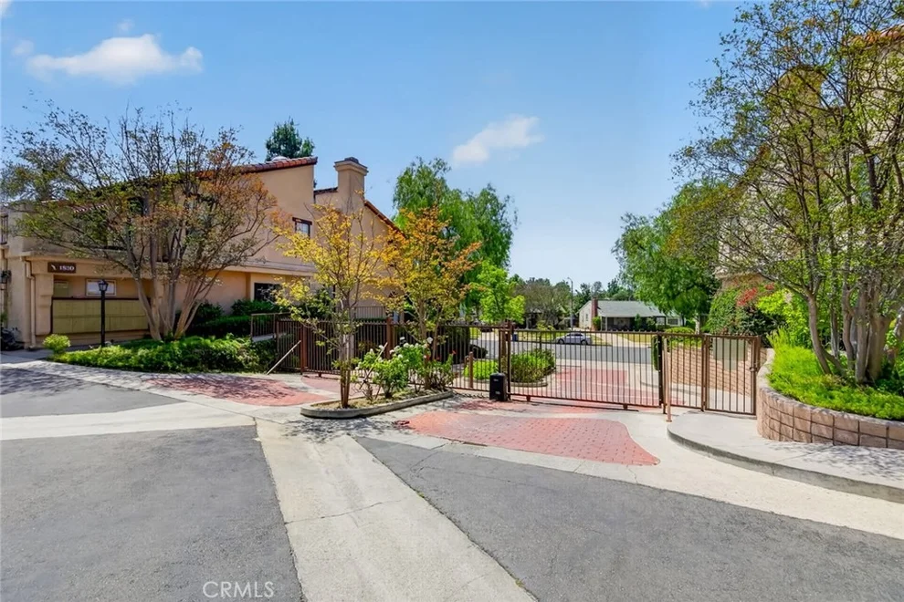 Unit for sale at 1812 S Marengo Ave, Alhambra, CA 91803