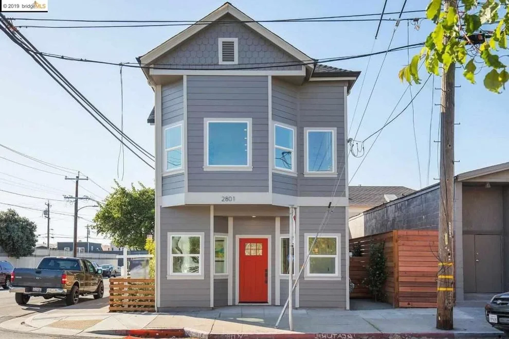 Unit for sale at 2801 Linden, Oakland, CA 94607