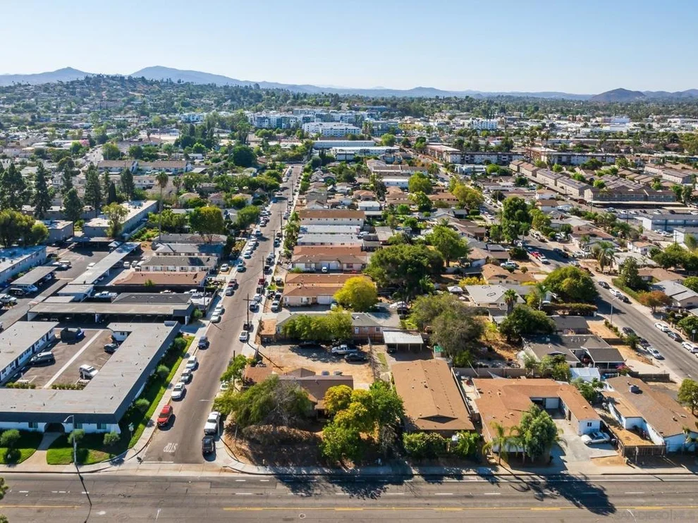 Unit for sale at 561 E Mission, Escondido, CA 92025