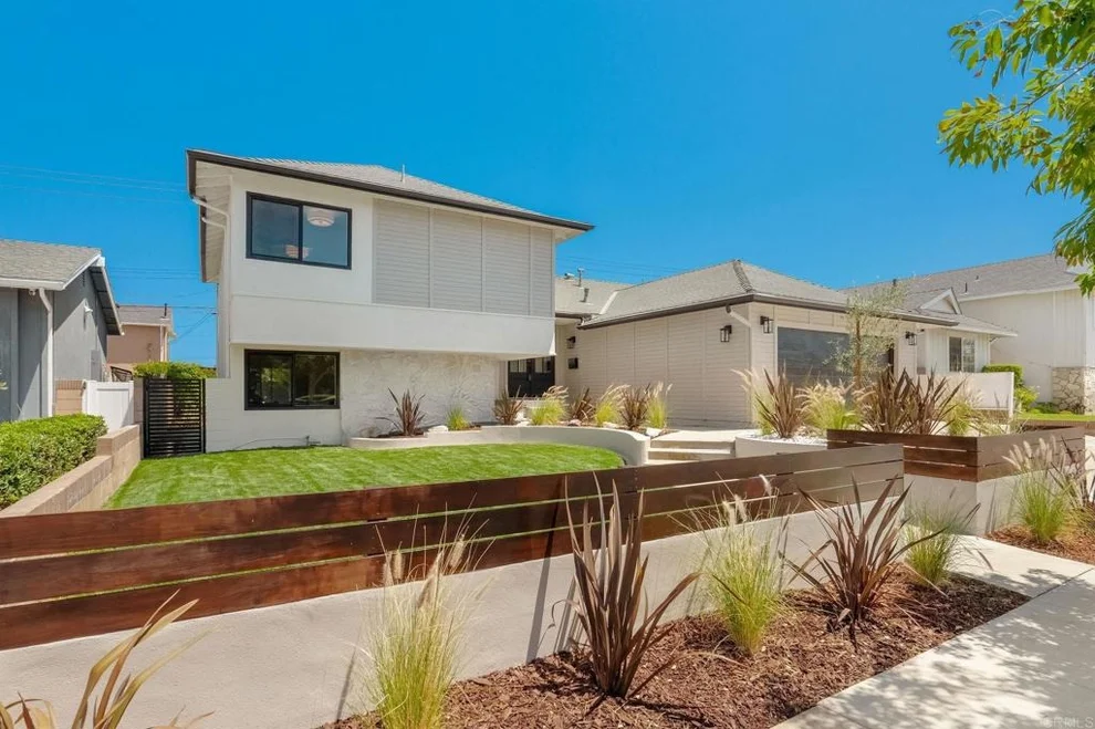 Unit for sale at 22628 Juniper Ave, Torrance, CA 90505