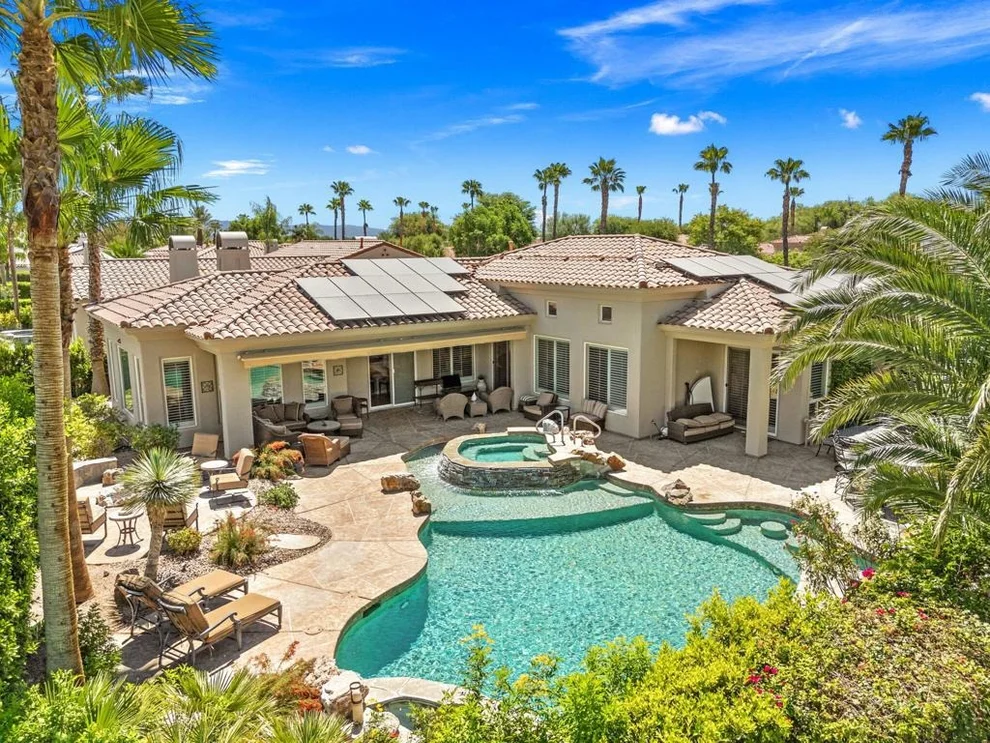 Unit for sale at 321 Loch Lomond Road, Rancho Mirage, CA 92270