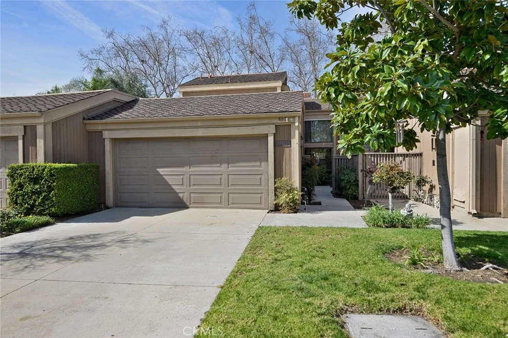 Unit for sale at 623 Brookline Place, Fullerton, CA 92835