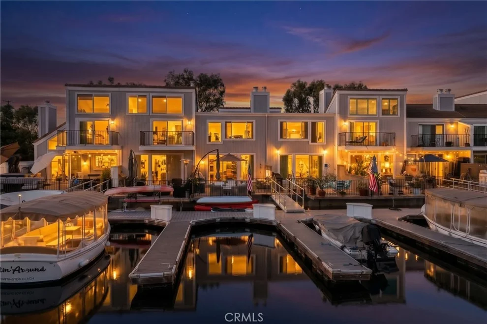 Unit for sale at 3866 Montego, Huntington Beach, CA 92649