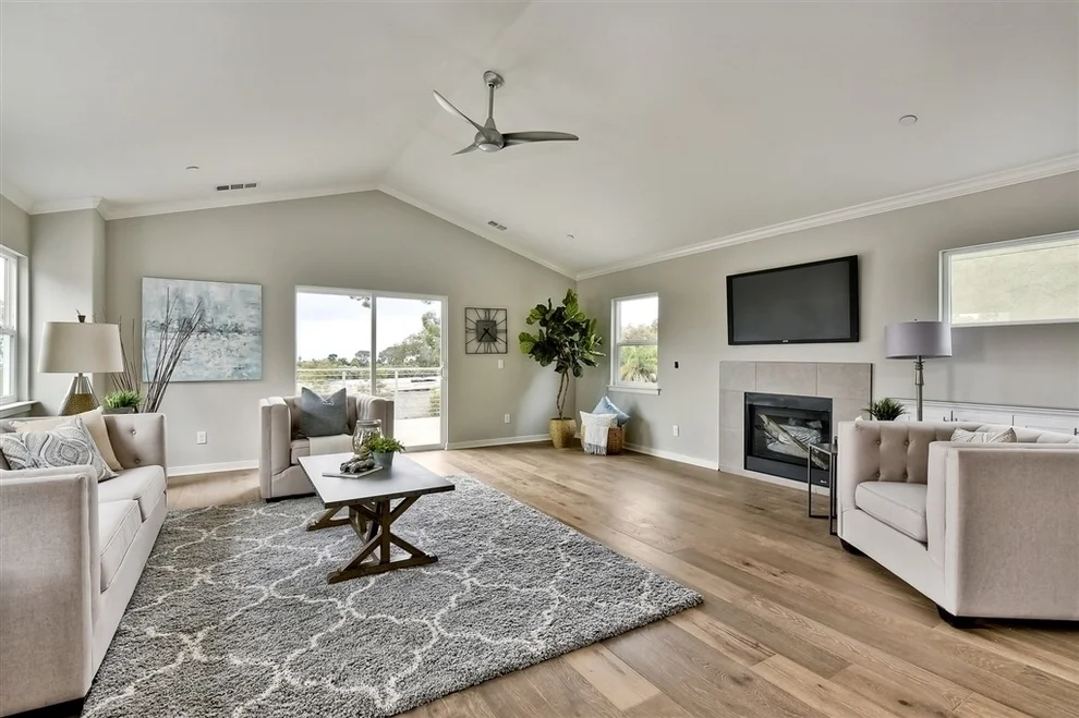 Unit for sale at 1432 MacKinnon Ave, Cardiff By The Sea, CA 92007