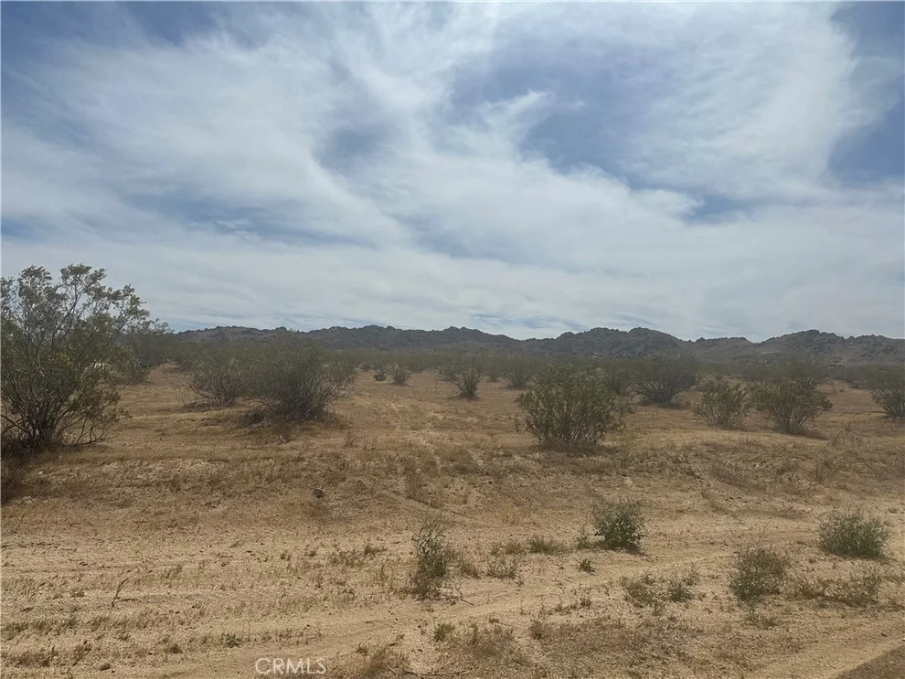Unit for sale at 0 Johnson Road, Apple Valley, CA 92307