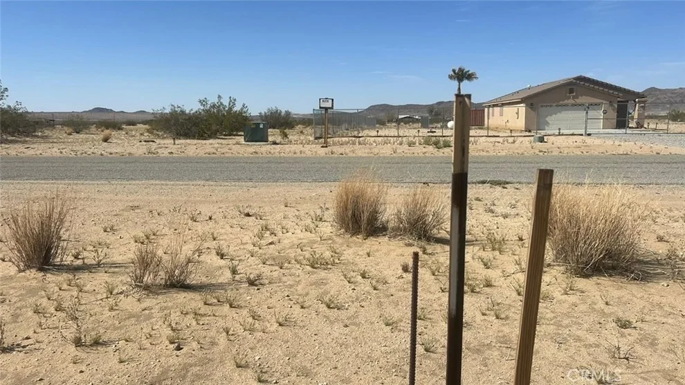 Unit for sale at 65145 E Broadway & 4th St, Joshua Tree, CA 92252