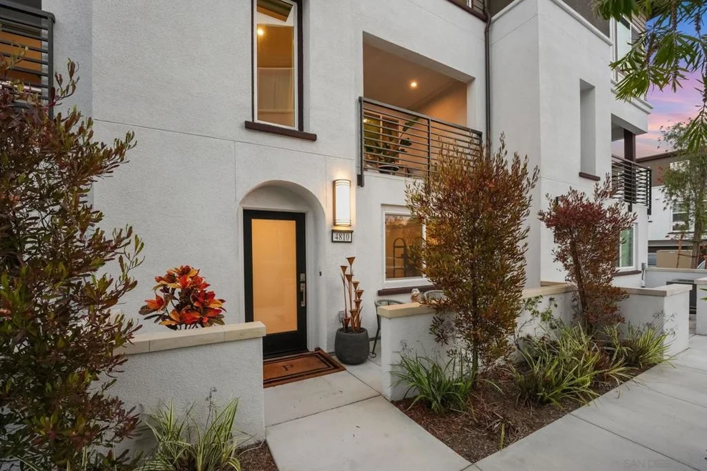 Unit for sale at 4810 Canyon View, San Diego, CA 92117