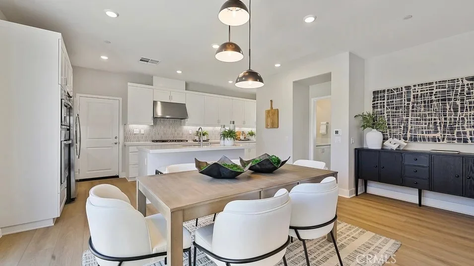Unit for sale at 27506 Grand Fir Way, Valencia, CA 91381