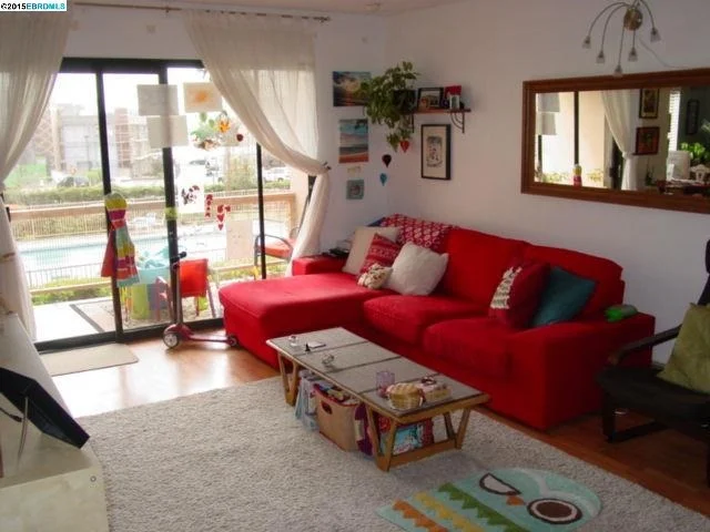 Unit for sale at 1 CAPTAIN DR, Emeryville, CA 94608