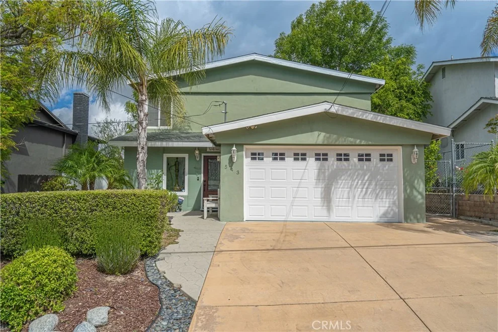 Unit for sale at 543 Benson Way, Thousand Oaks, CA 91360