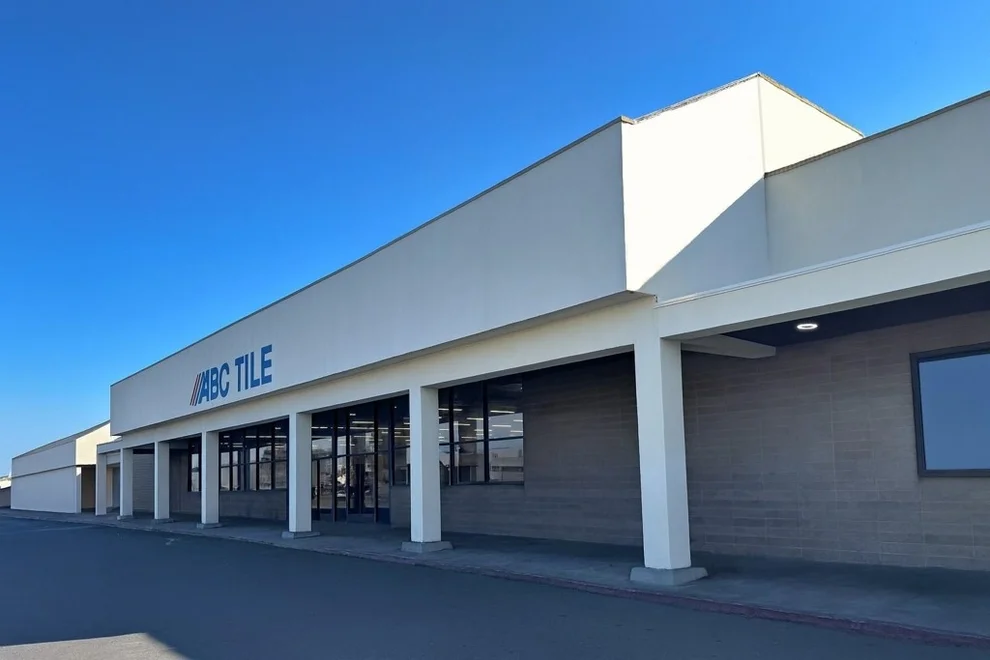 Unit for sale at 4020 Florin Rd, Sacramento, CA 95823
