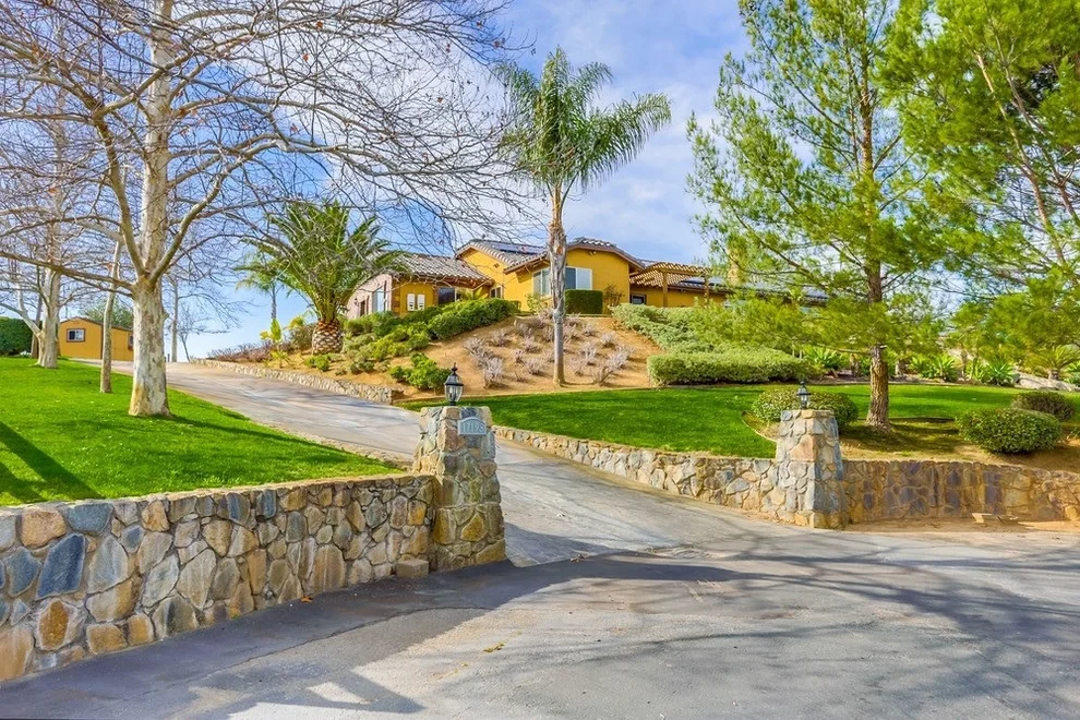 Unit for sale at 17198 Highland Meadow Ct, Ramona, CA 92065